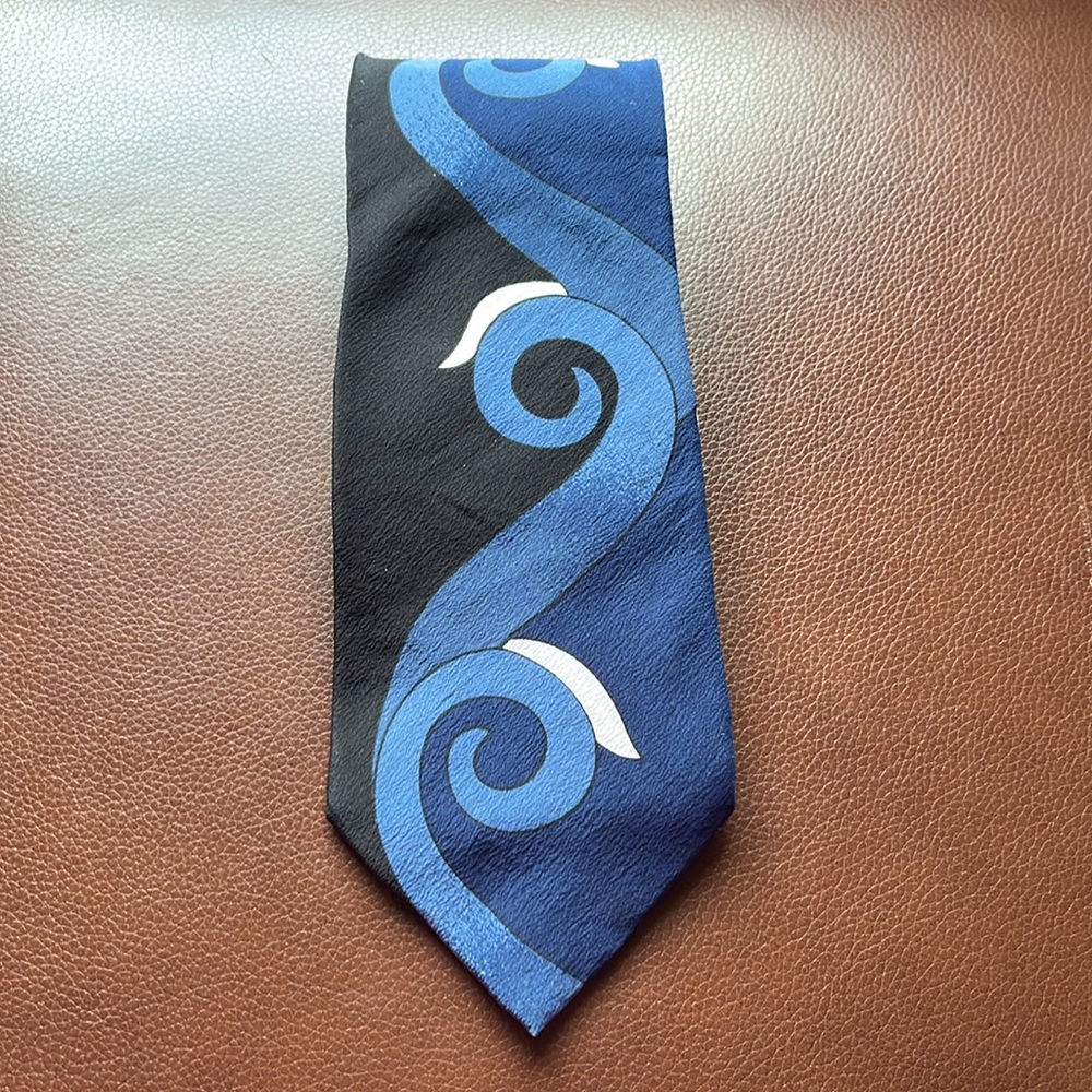 Brandini Le Men's Blue Black Squiggle Pattern Silk Tie Artsy Necktie